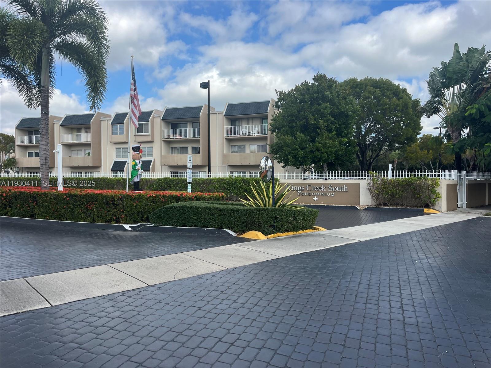 7725 SW 86th St #A1-314 Miami, FL 33143