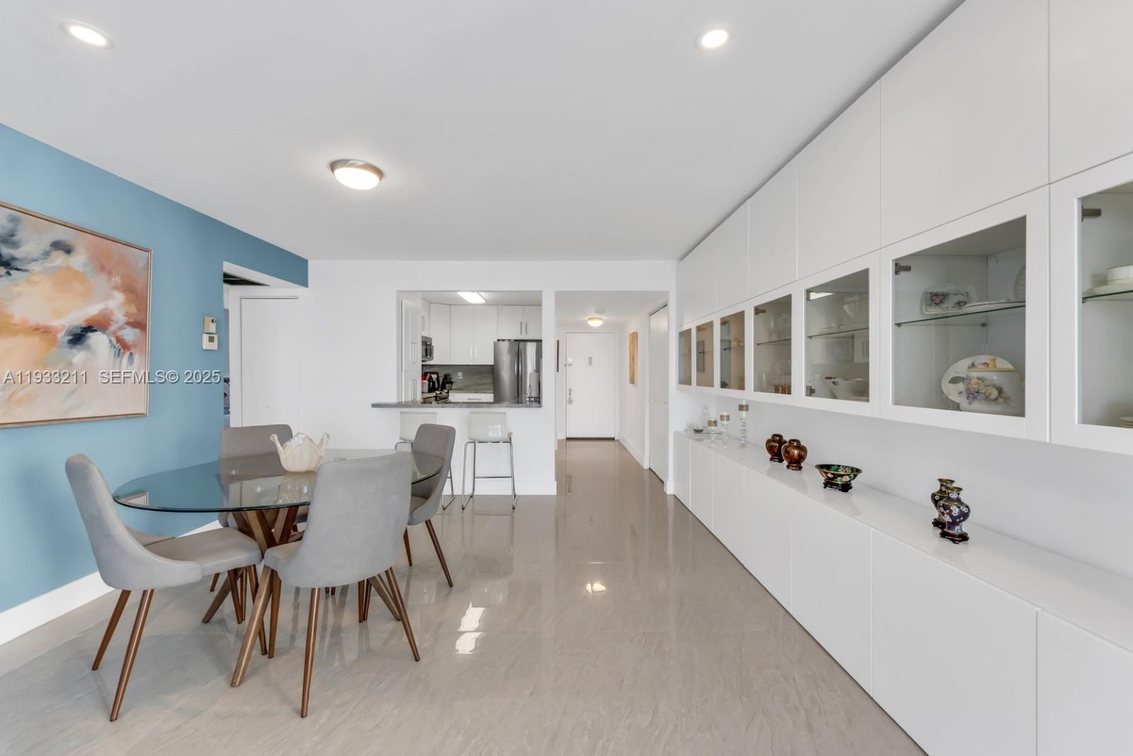 3701 N Country Clb Dr #1408 Aventura, FL 33180