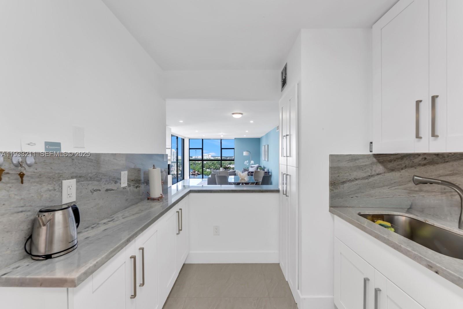 3701 N Country Clb Dr #1408 Aventura, FL 33180