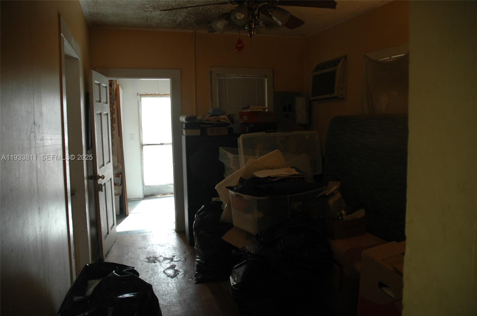 3537 Charles Ave Miami, FL 33133