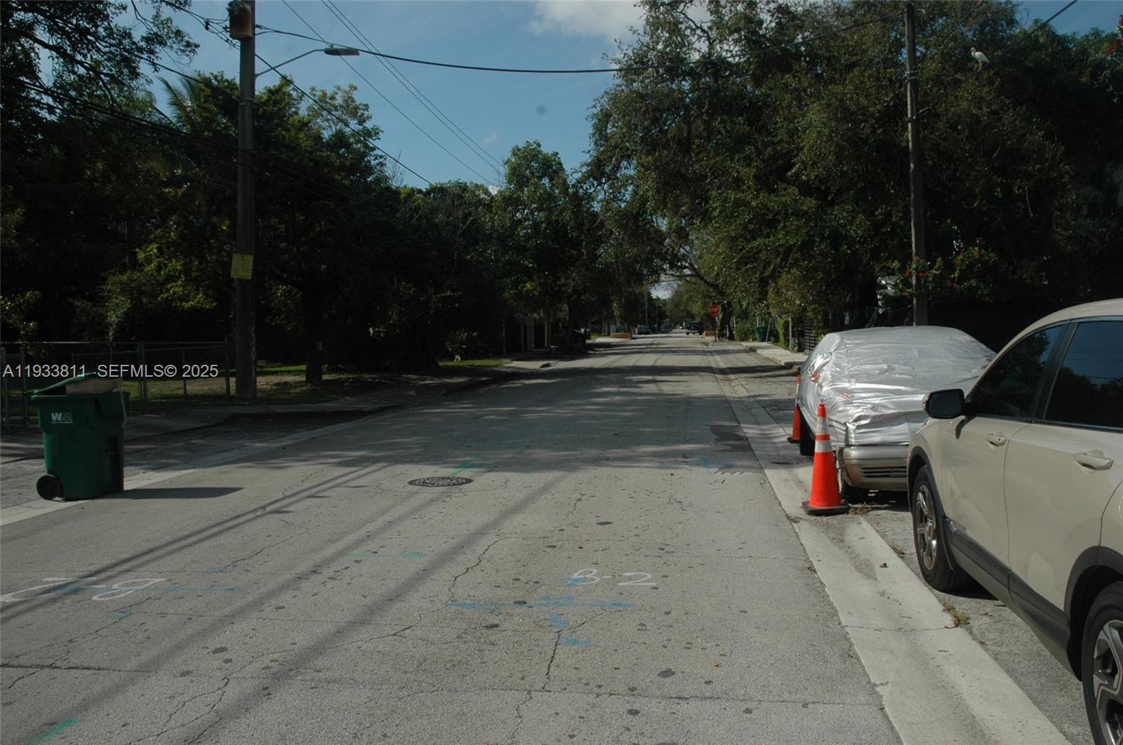 3537 Charles Ave Miami, FL 33133