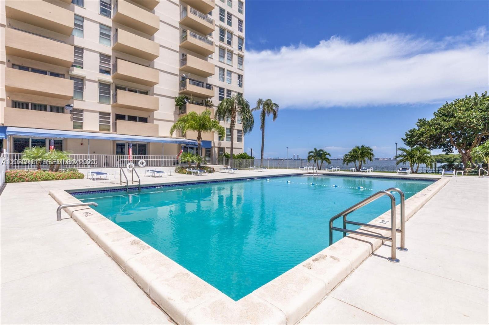 880 NE 69th St #14H Miami, FL 33138