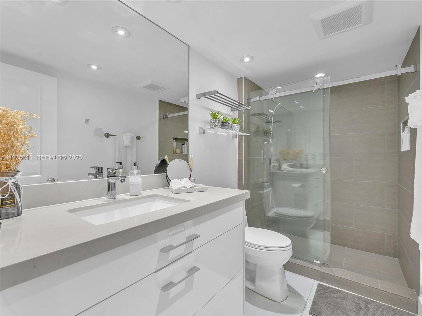 19707 Turnberry Way #21D Aventura, FL 33180