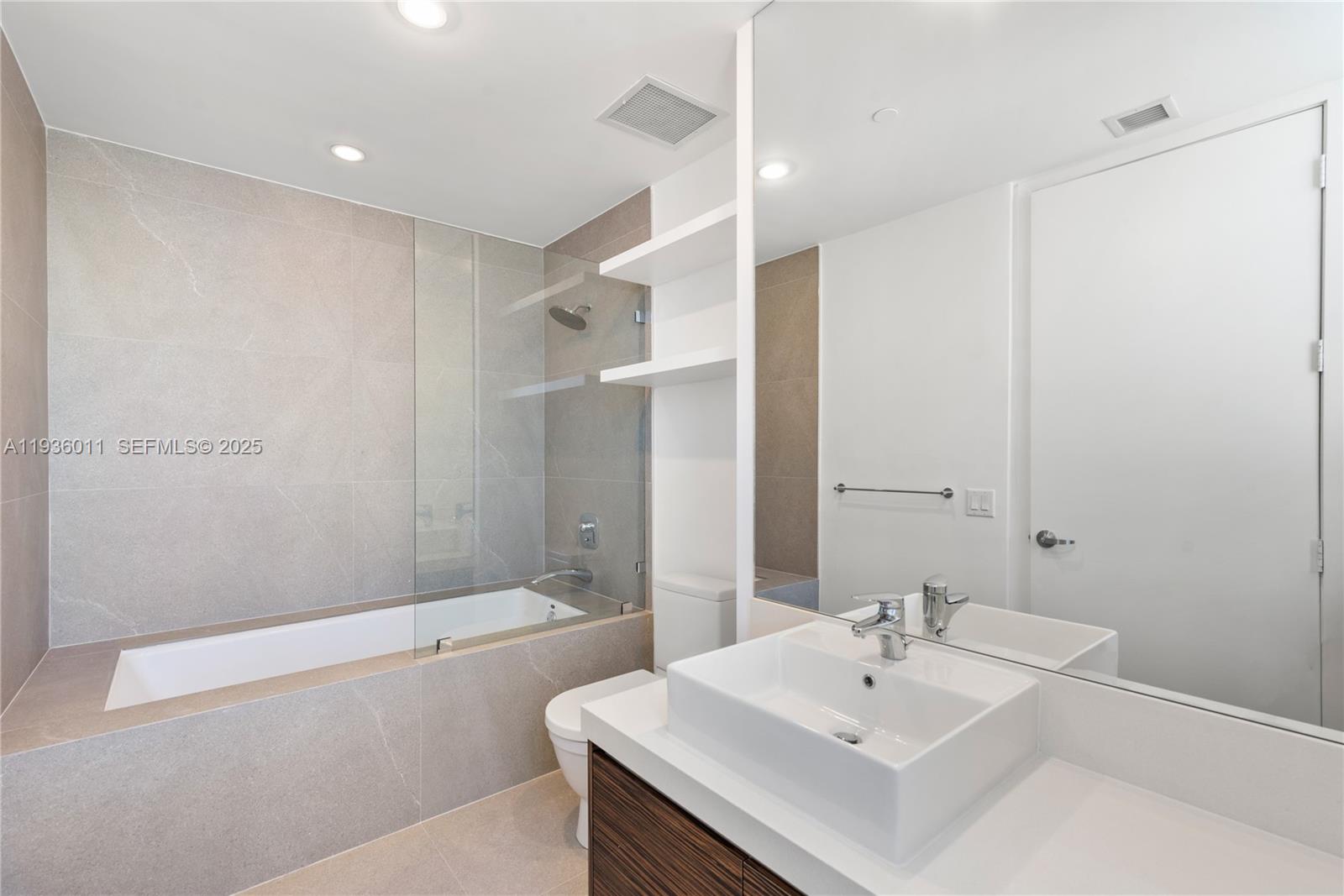 image Marquis Residences17