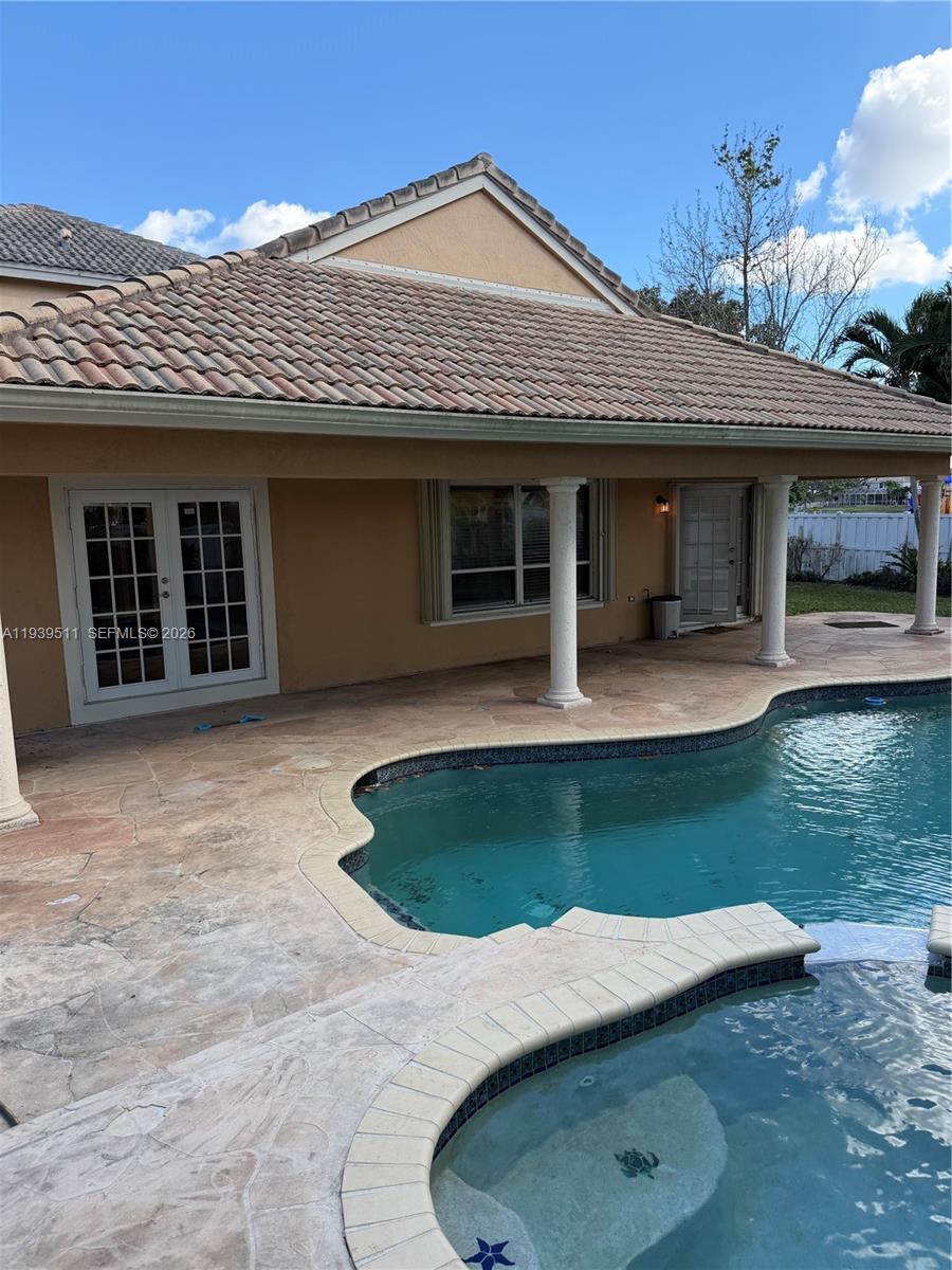 1552 NW 135th Ave Pembroke Pines, FL 33028