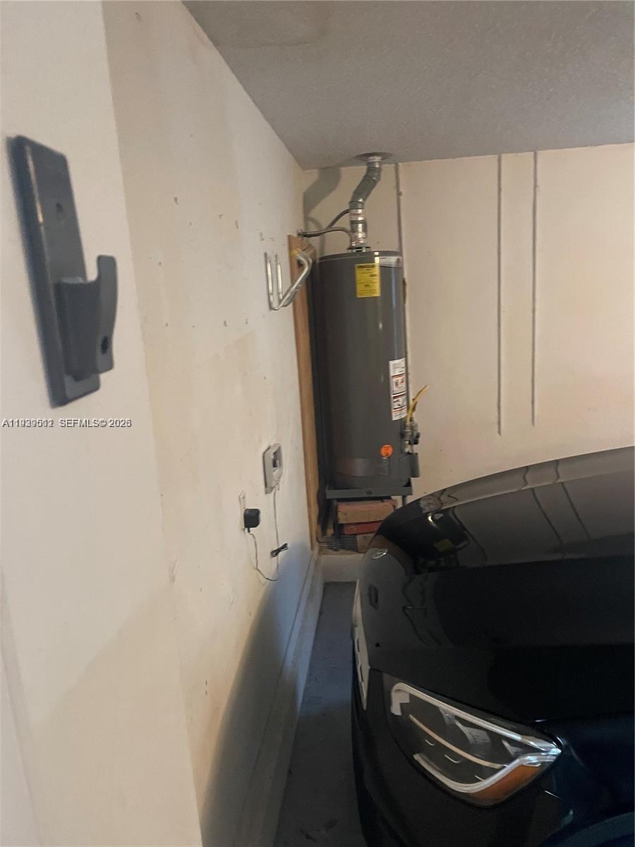 1552 NW 135th Ave Pembroke Pines, FL 33028