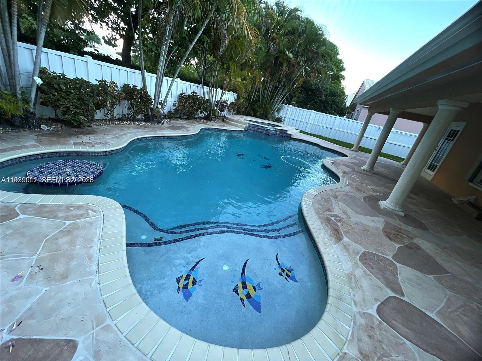 1552 NW 135th Ave Pembroke Pines, FL 33028