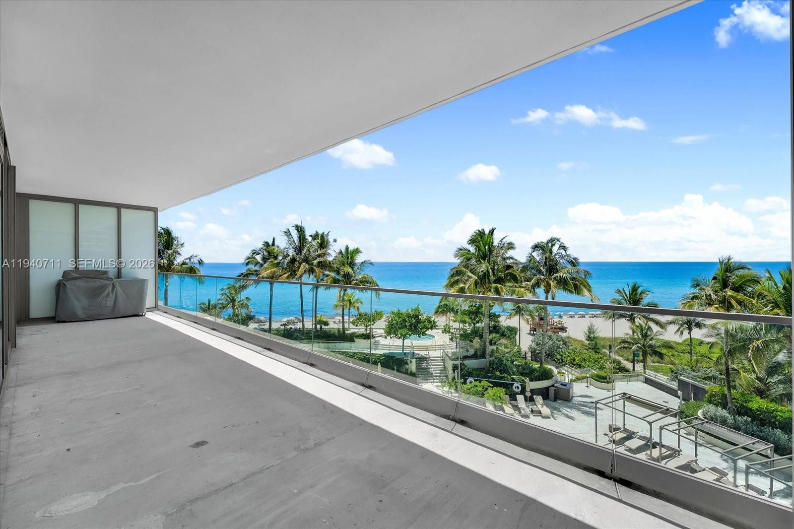 image Residences By Armani Casa18