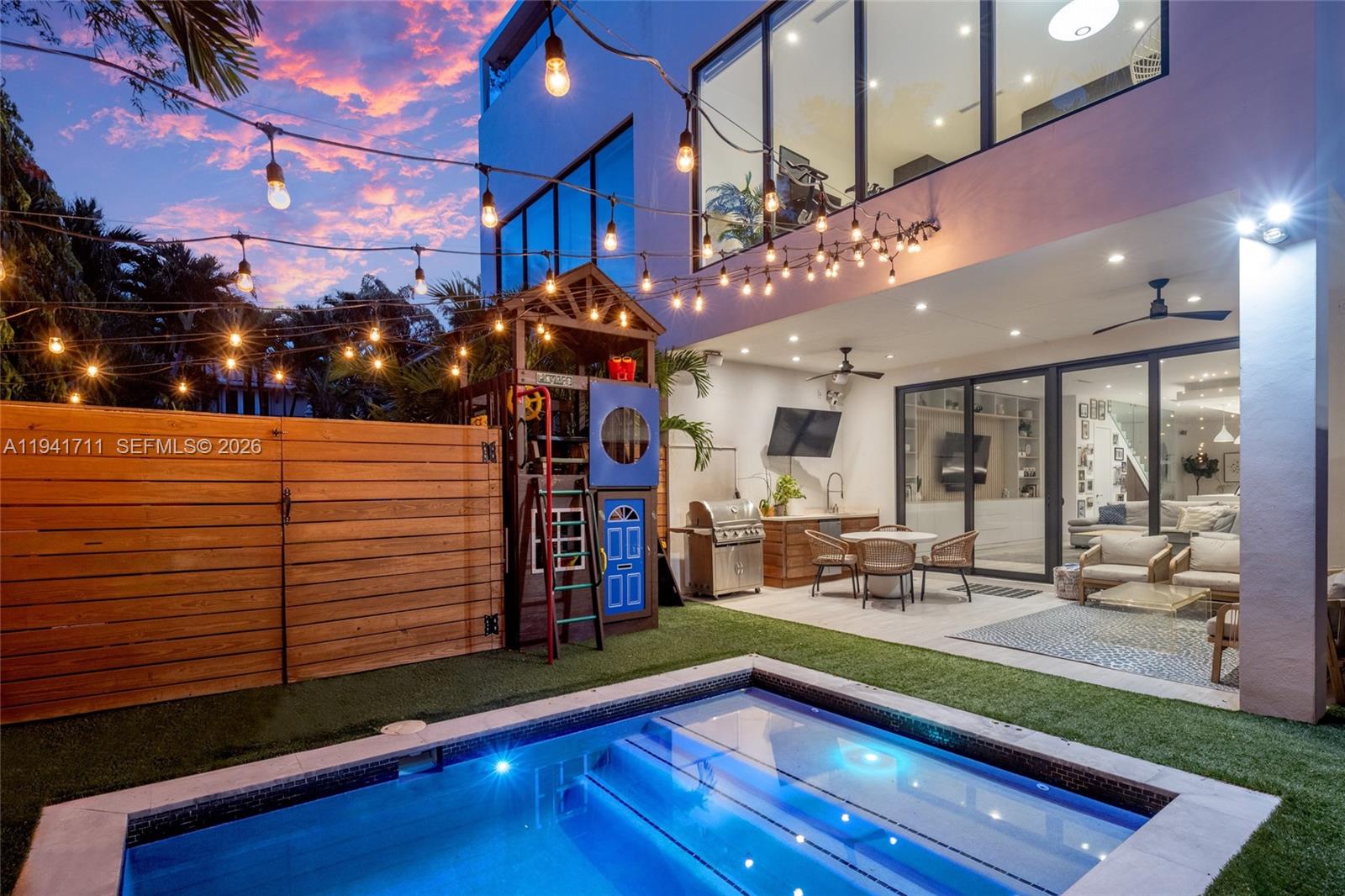 3222 Matilda St #3222 Miami, FL 33133