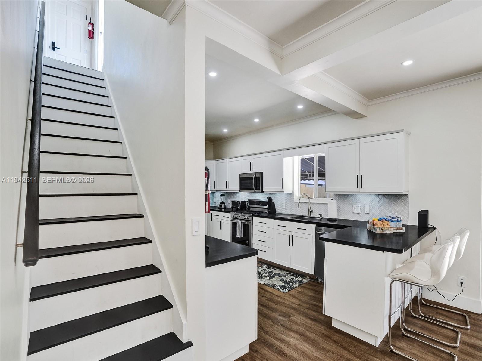 1128 Tyler St Hollywood, FL 33019