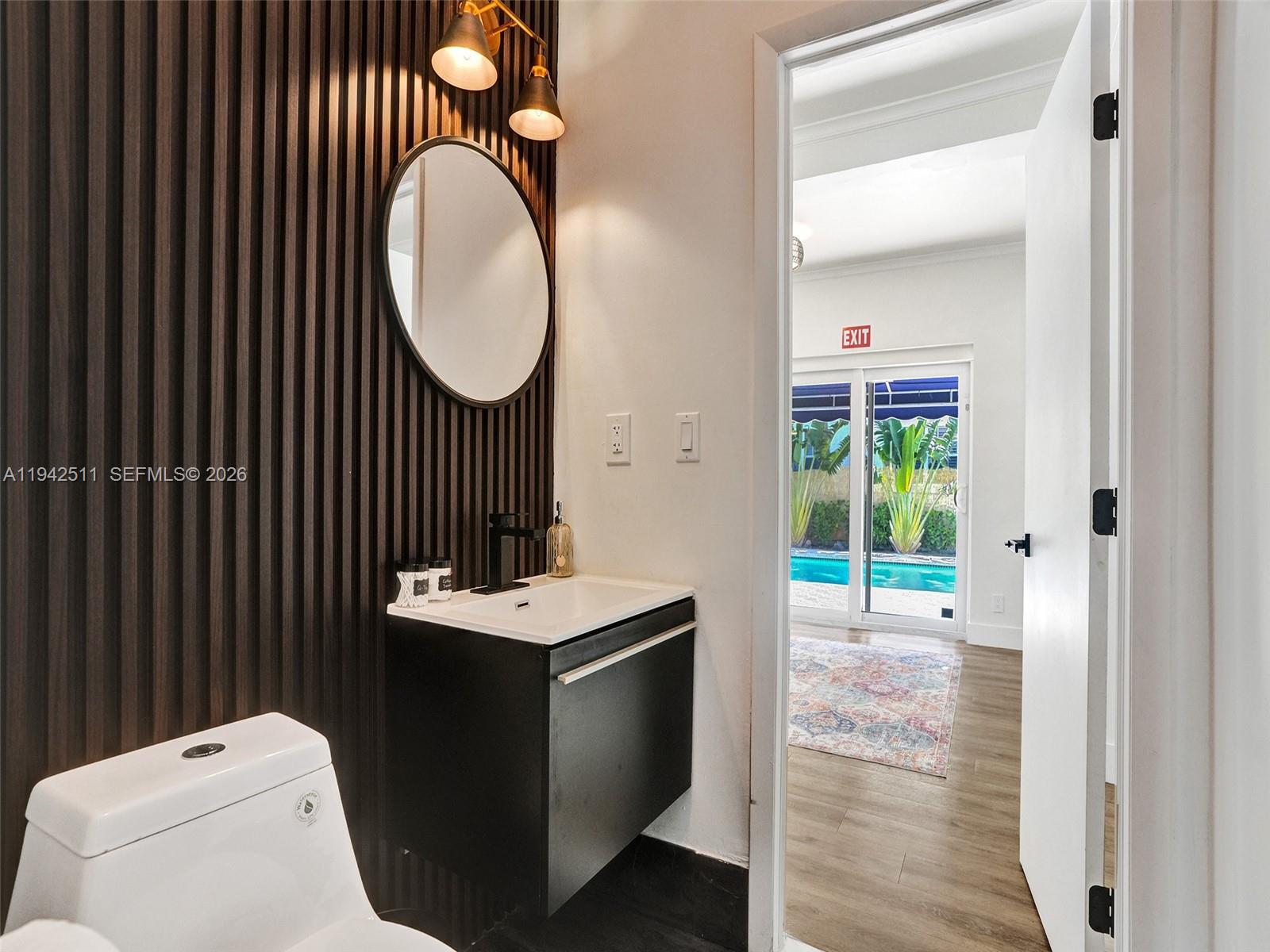 1128 Tyler St Hollywood, FL 33019