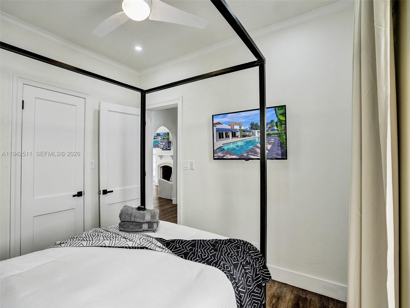 1128 Tyler St Hollywood, FL 33019