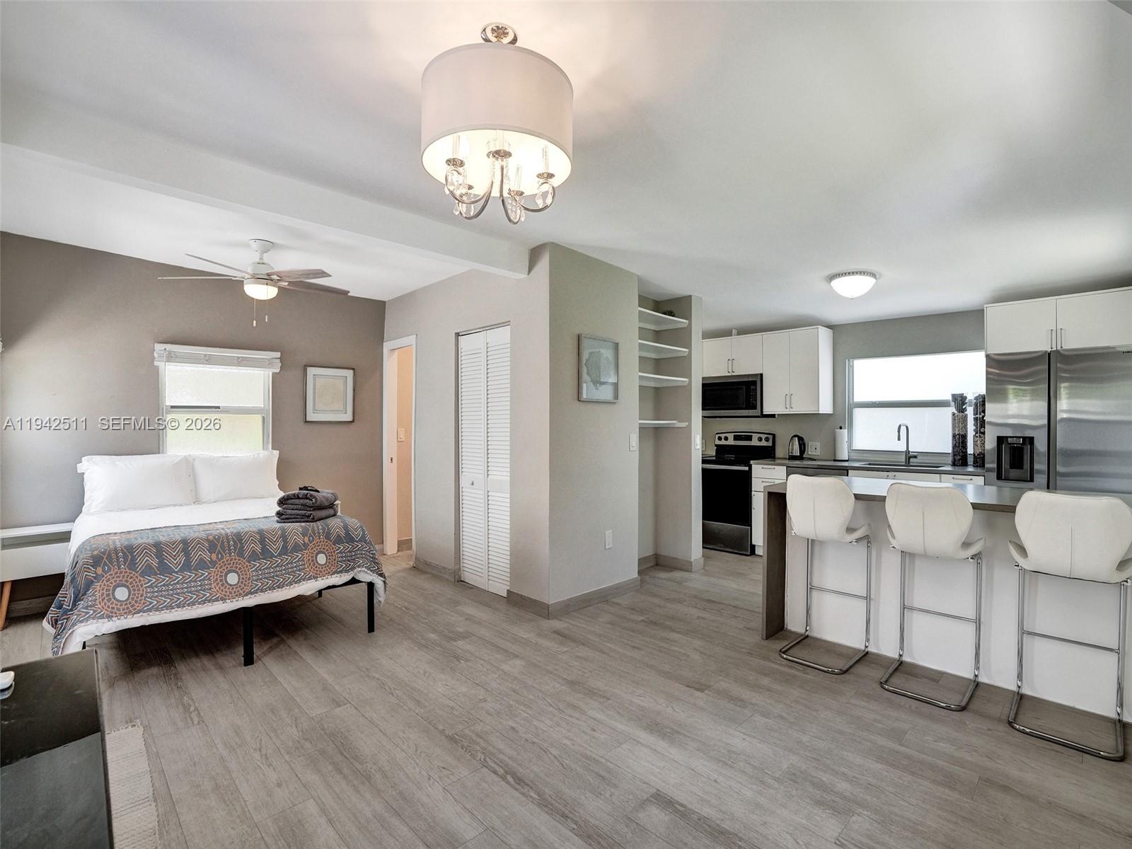 1128 Tyler St Hollywood, FL 33019