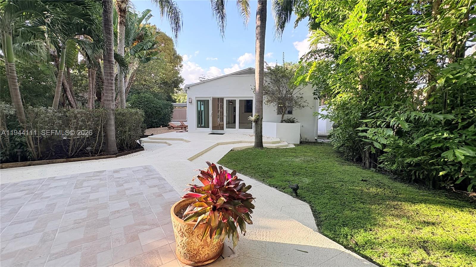 2301 S Miami Ave Miami, FL 33129