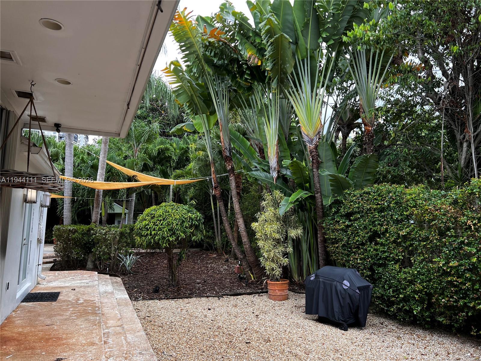 2301 S Miami Ave Miami, FL 33129