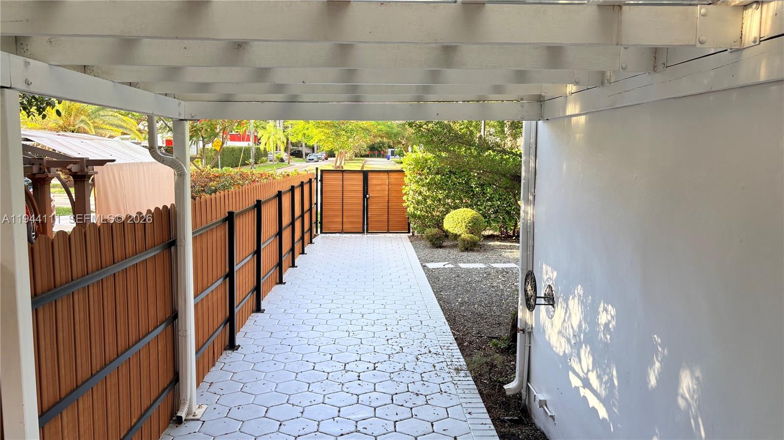 2301 S Miami Ave Miami, FL 33129