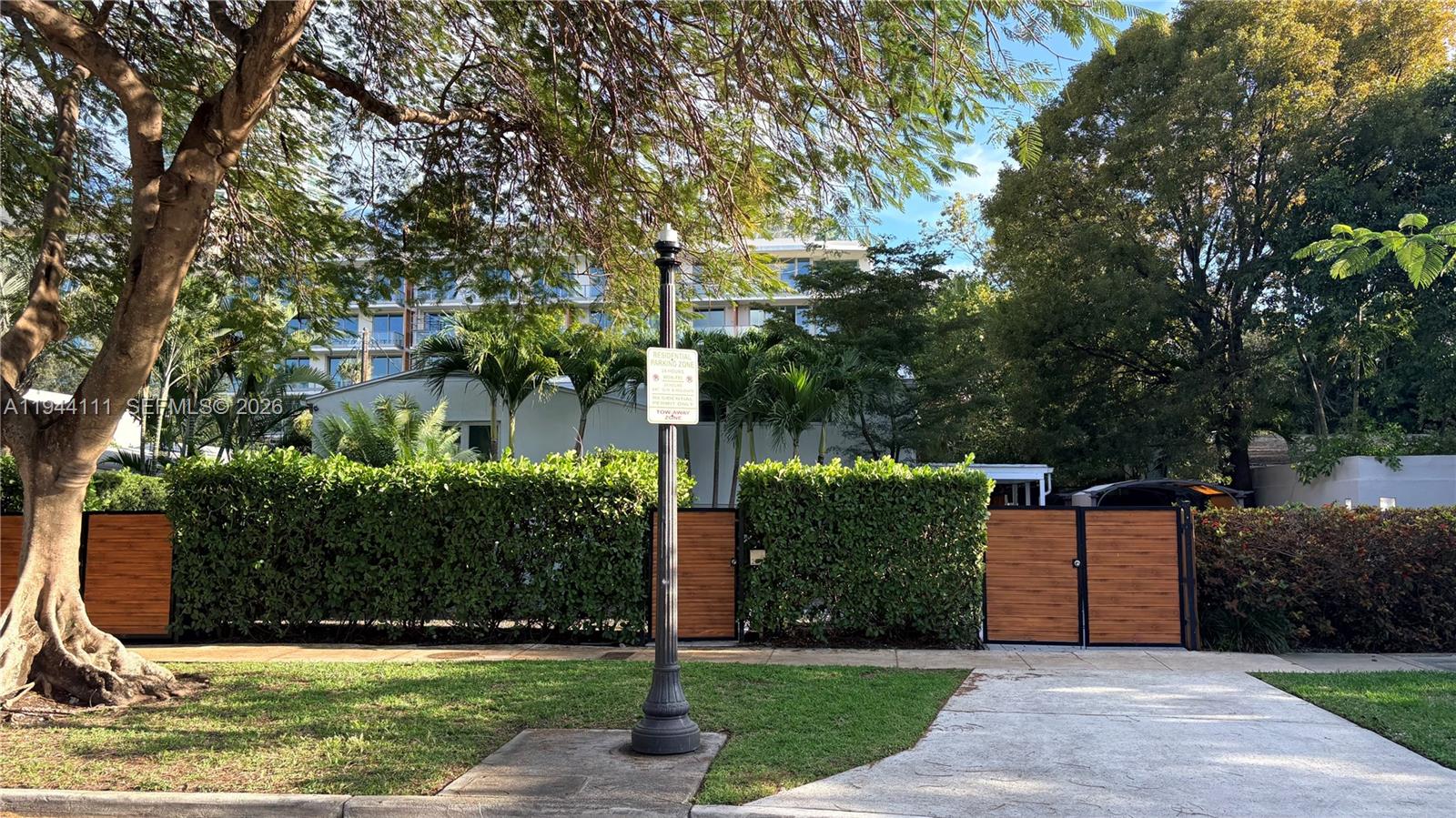 2301 S Miami Ave Miami, FL 33129