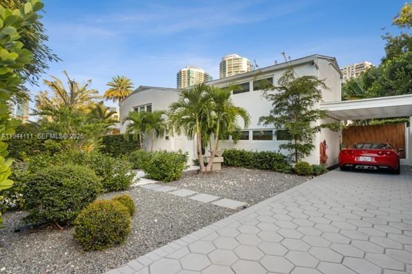 2301 S Miami Ave Miami, FL 33129