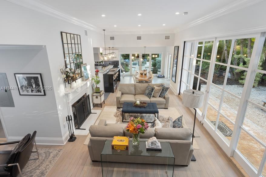 2301 S Miami Ave Miami, FL 33129