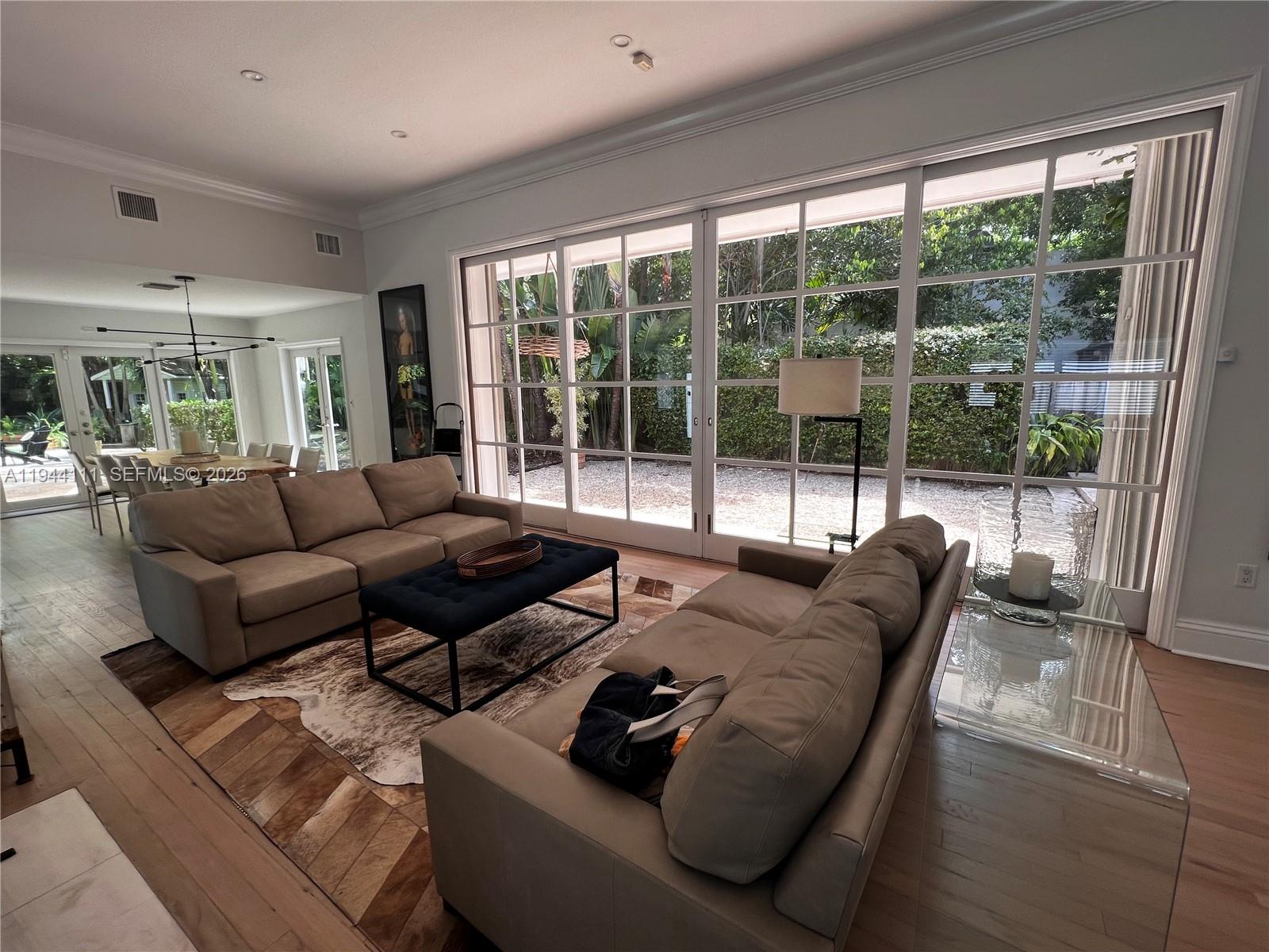 2301 S Miami Ave Miami, FL 33129