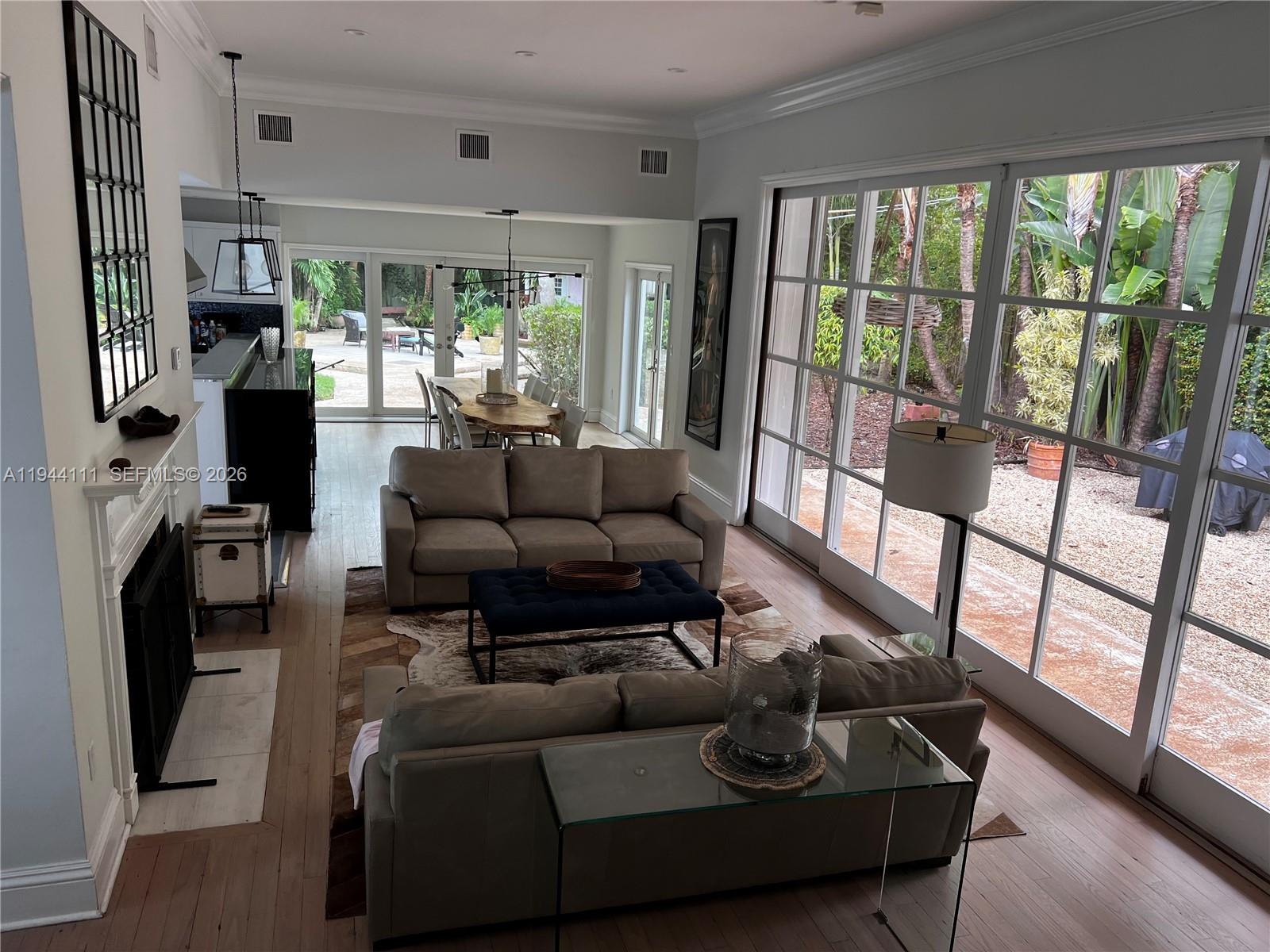 2301 S Miami Ave Miami, FL 33129