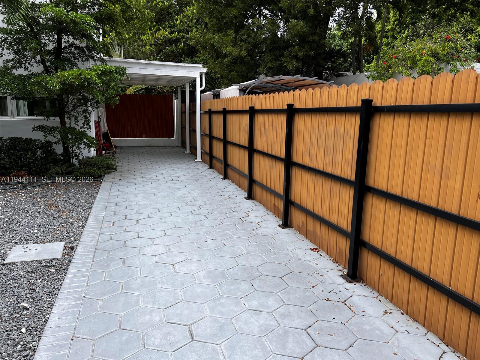 2301 S Miami Ave Miami, FL 33129