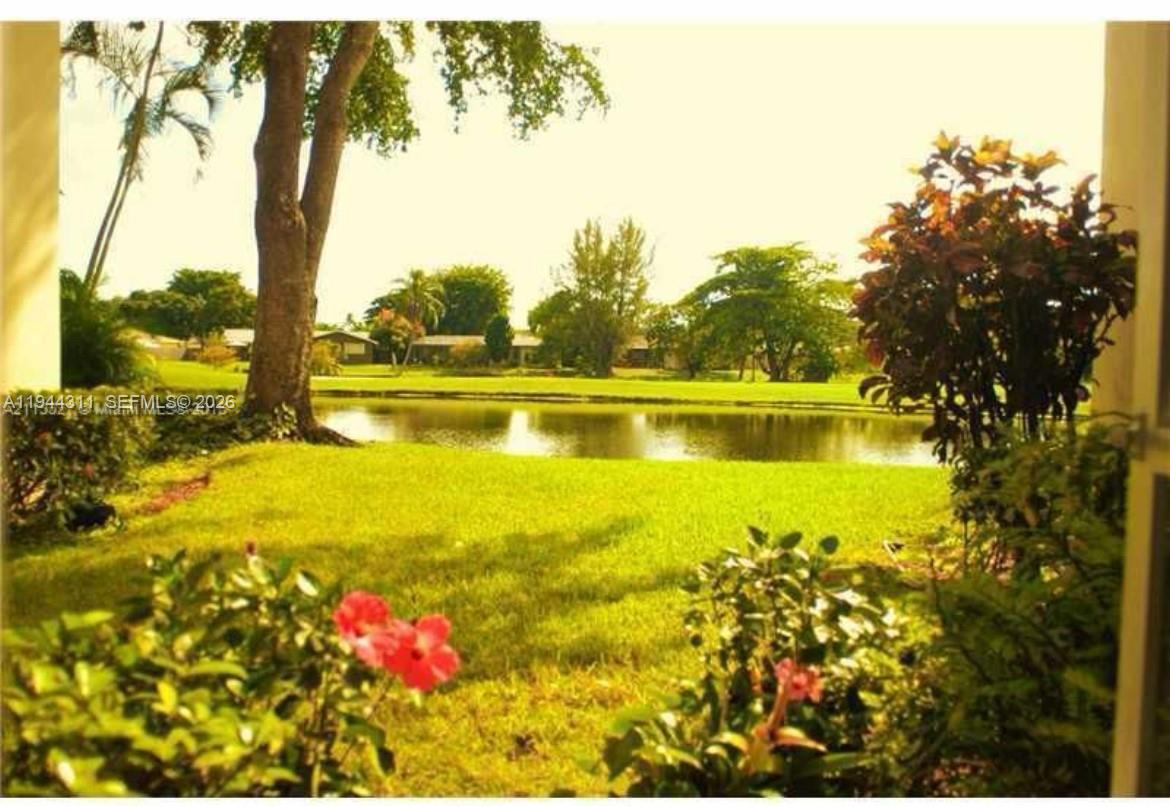 2451 SW 82nd Ave #106 Davie, FL 33324
