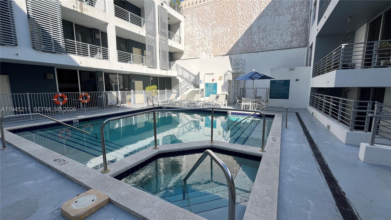 3339 Virginia St #303 Coconut Grove, FL 33133