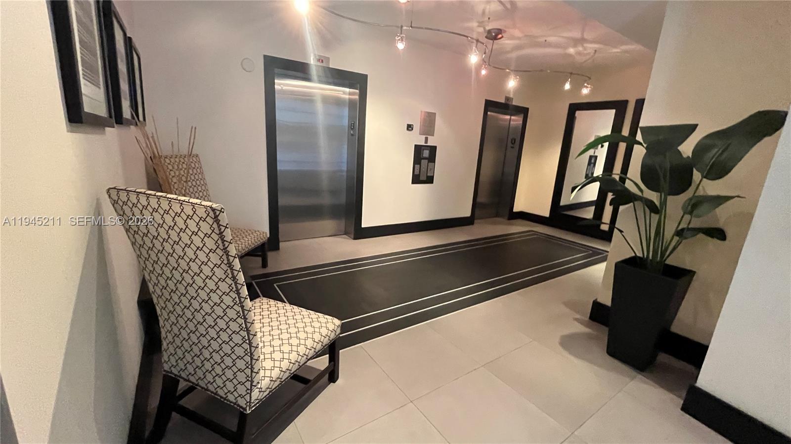 3339 Virginia St #303 Coconut Grove, FL 33133