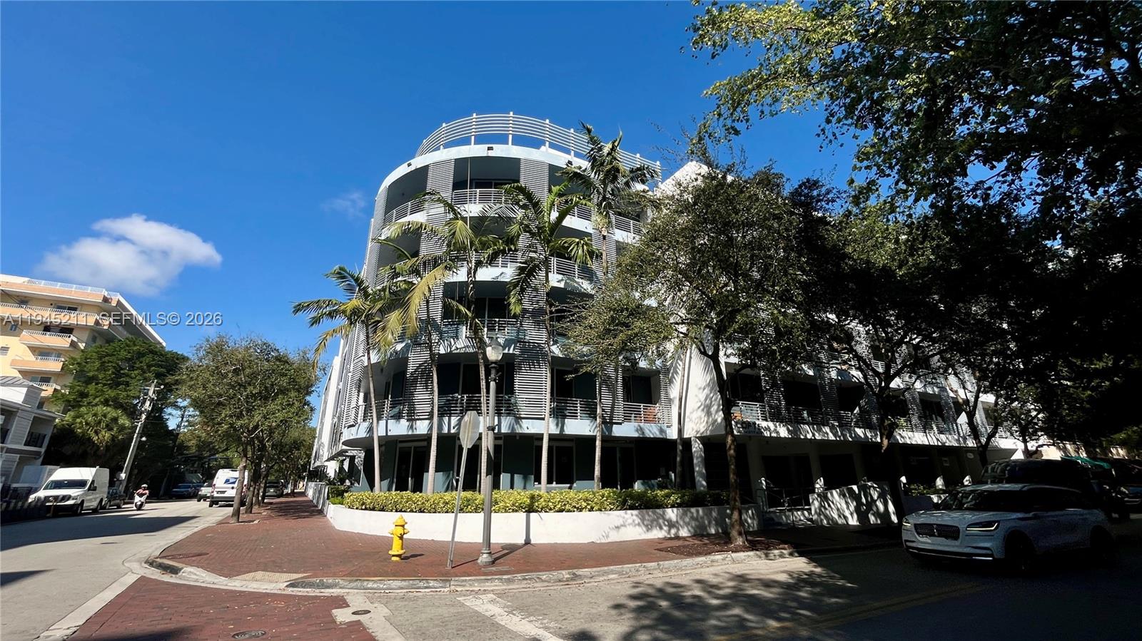 3339 Virginia St #303 Coconut Grove, FL 33133