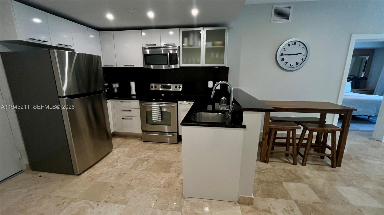 3339 Virginia St #303 Coconut Grove, FL 33133