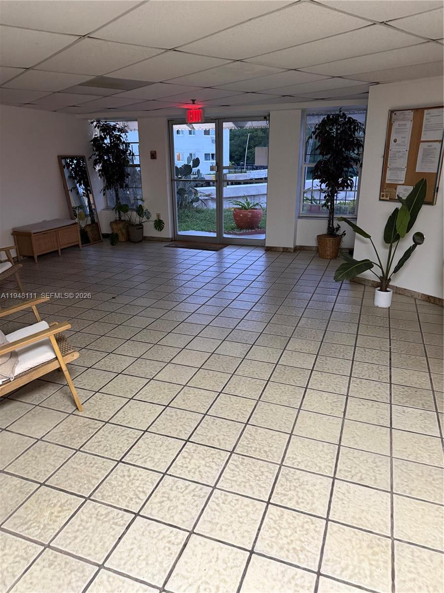 7150 N Indian Crk Dr #505 Miami Beach, FL 33141