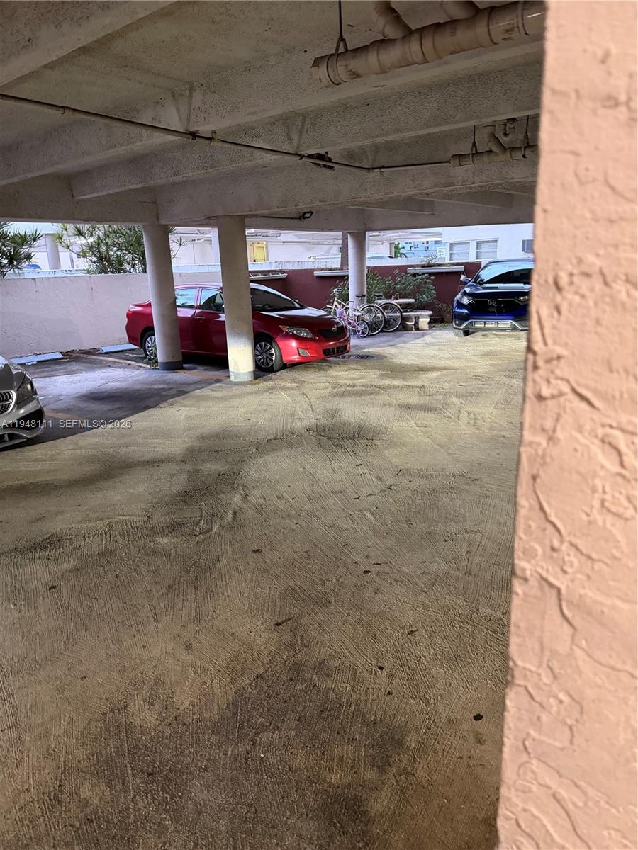 7150 N Indian Crk Dr #505 Miami Beach, FL 33141