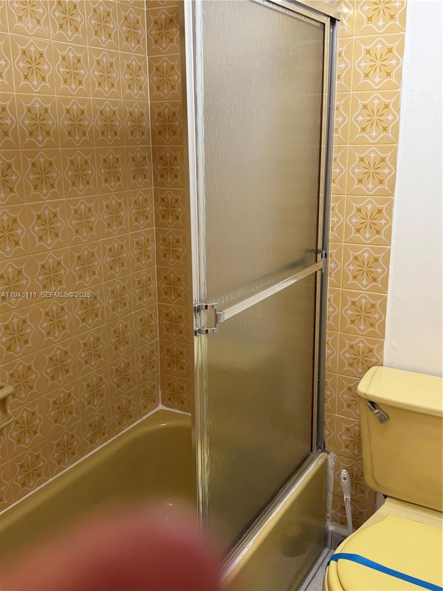 7150 N Indian Crk Dr #505 Miami Beach, FL 33141