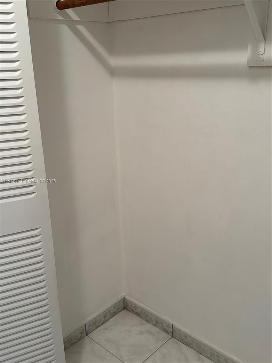 7150 N Indian Crk Dr #505 Miami Beach, FL 33141