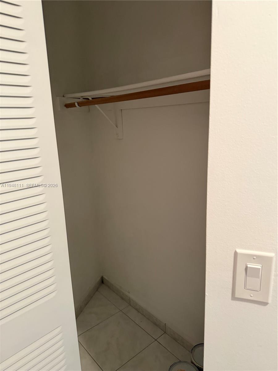 7150 N Indian Crk Dr #505 Miami Beach, FL 33141