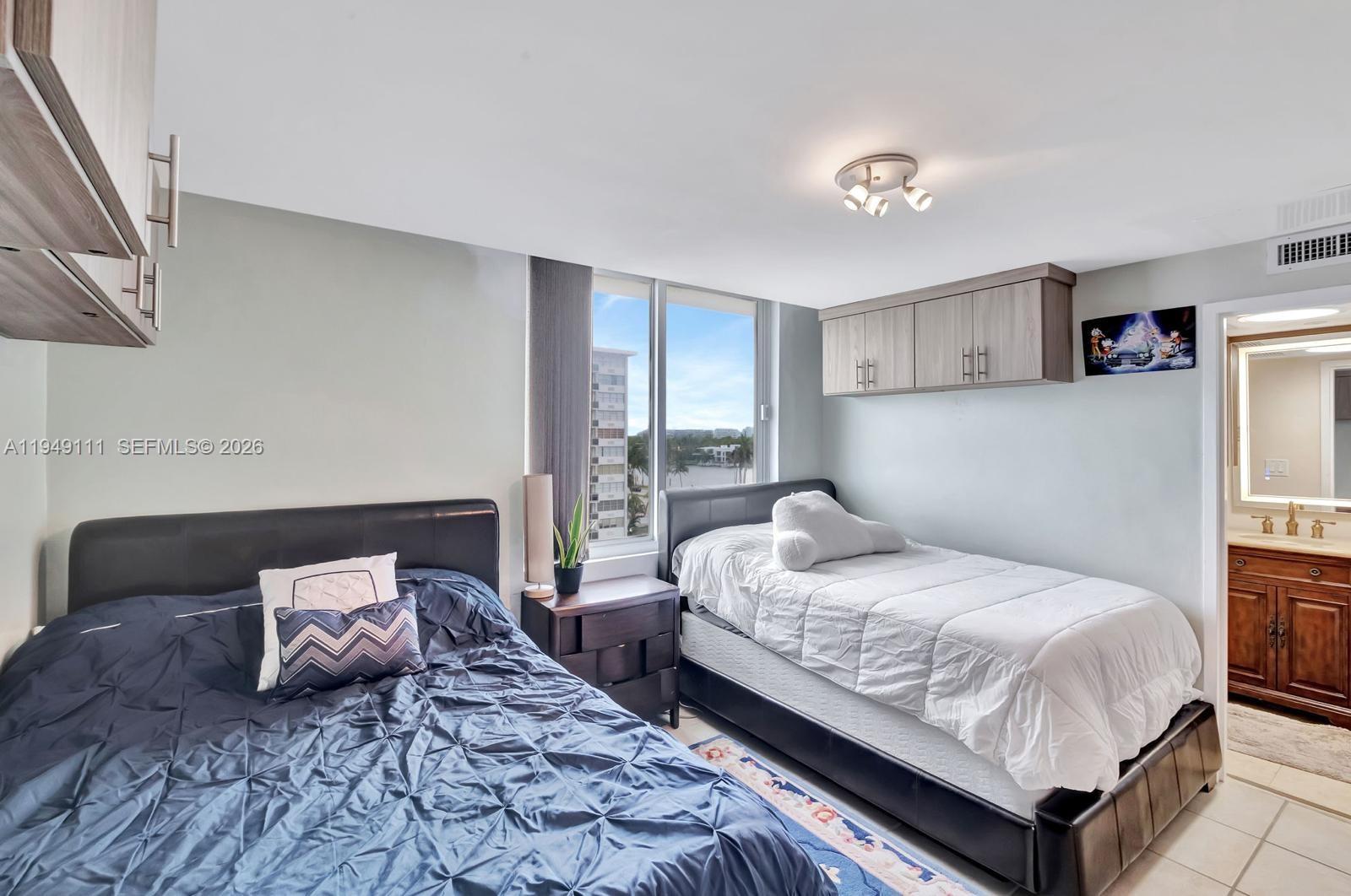 5401 Collins Ave #340 Miami Beach, FL 33140