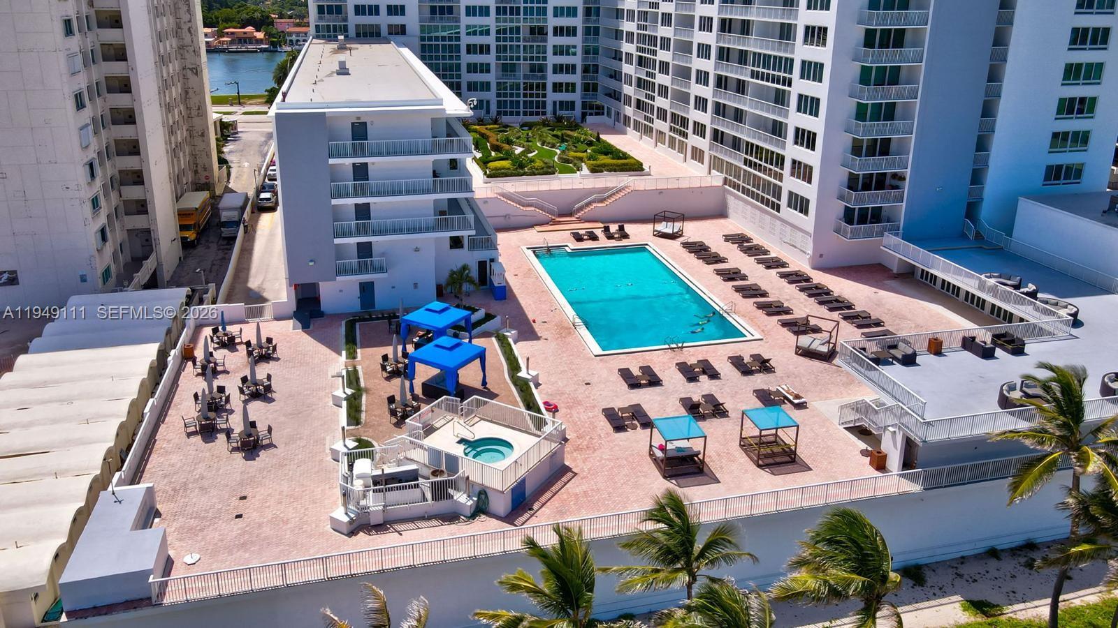5401 Collins Ave #340 Miami Beach, FL 33140