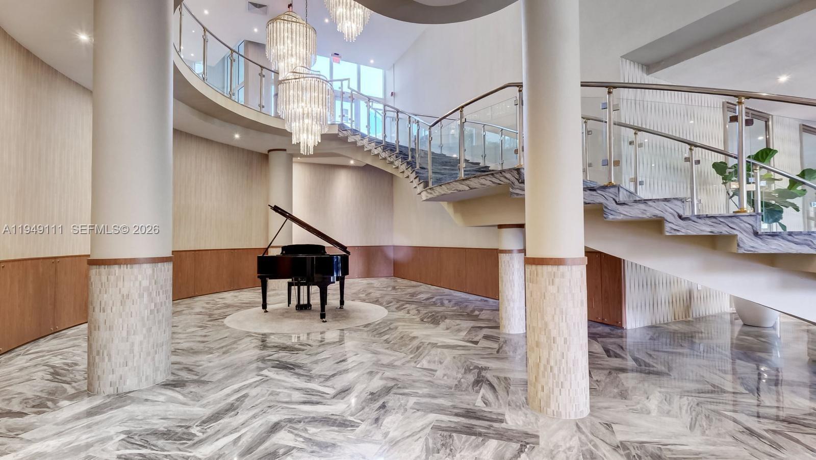 5401 Collins Ave #340 Miami Beach, FL 33140