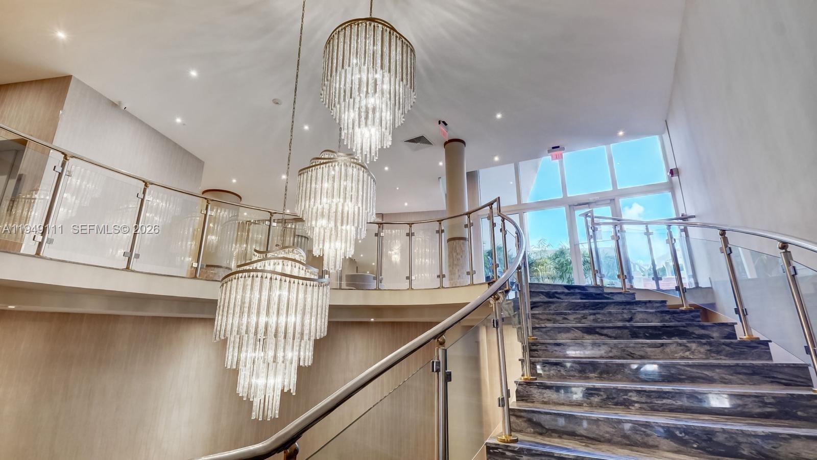 5401 Collins Ave #340 Miami Beach, FL 33140