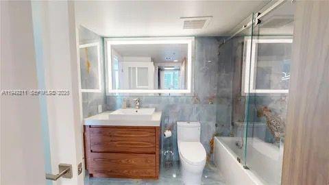 image Opera Tower Condo15