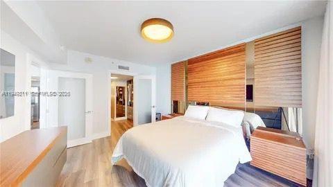 image Opera Tower Condo18