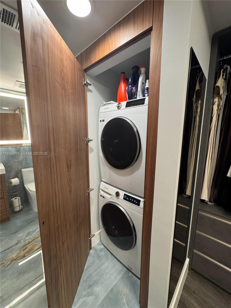 image Opera Tower Condo24