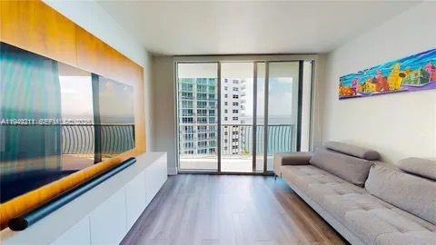 image Opera Tower Condo8