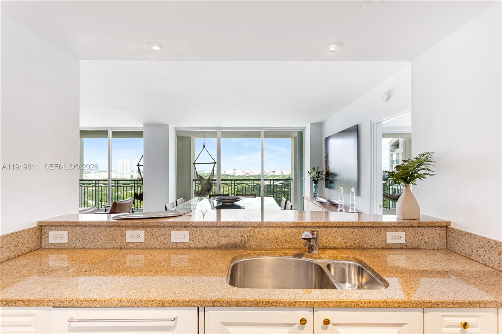 image Ritz-Carlton Coconut Grove6