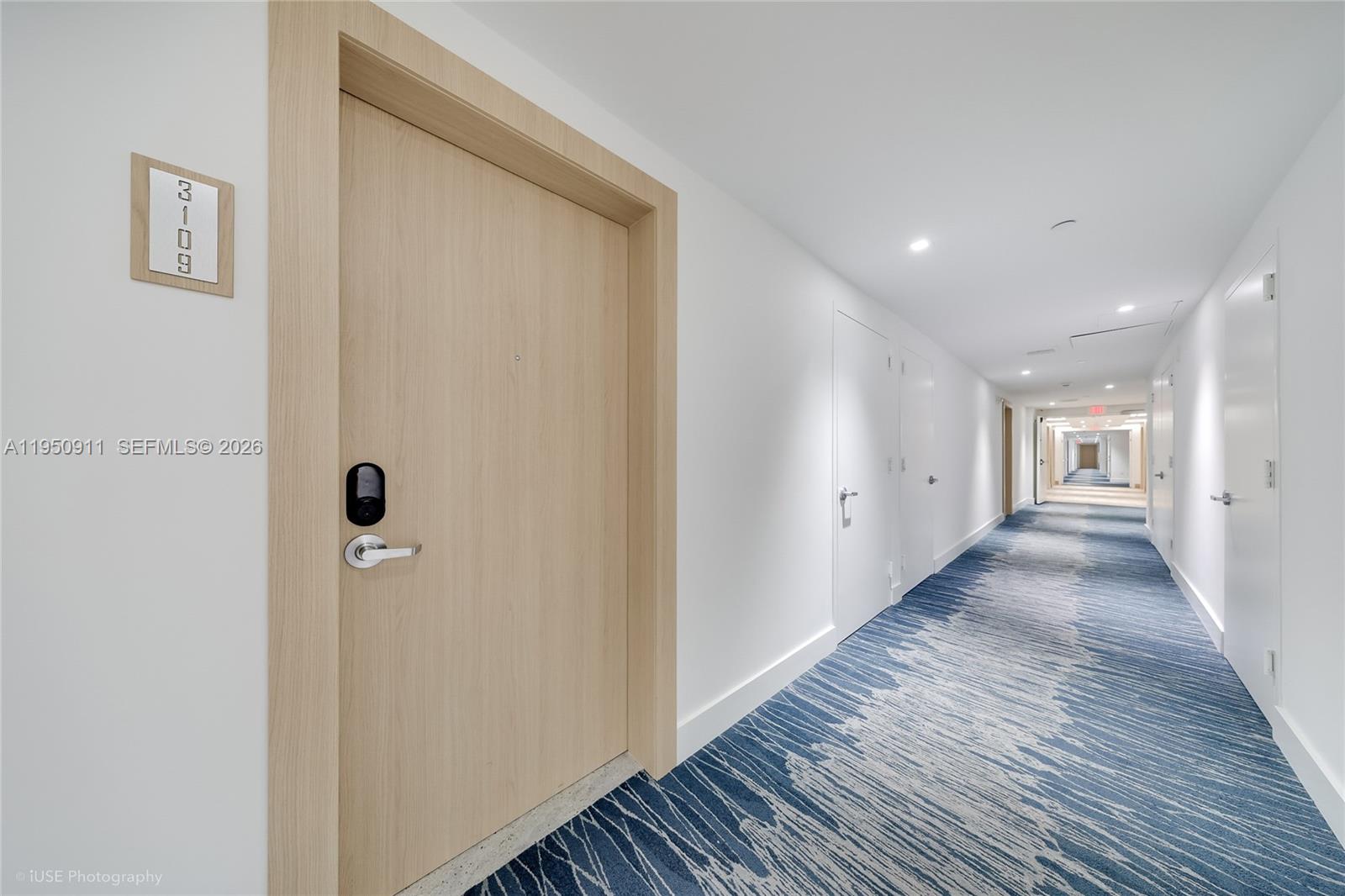 90 SW 3rd St #3109 Miami, FL 33130