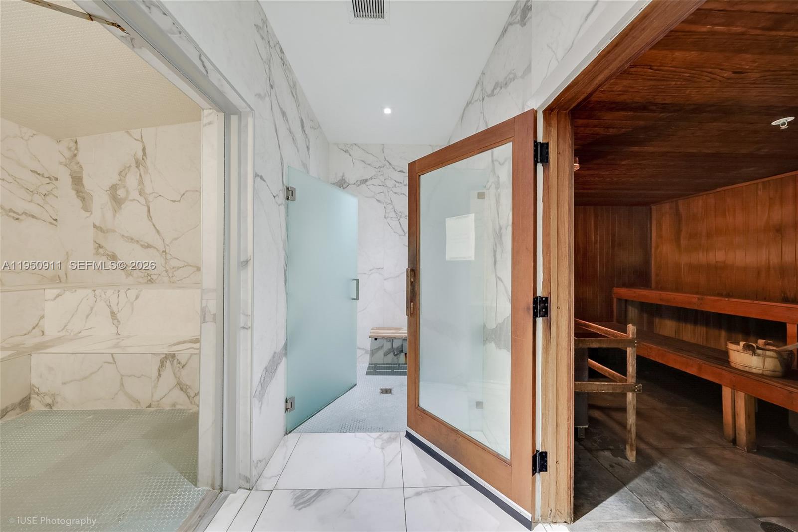 90 SW 3rd St #3109 Miami, FL 33130