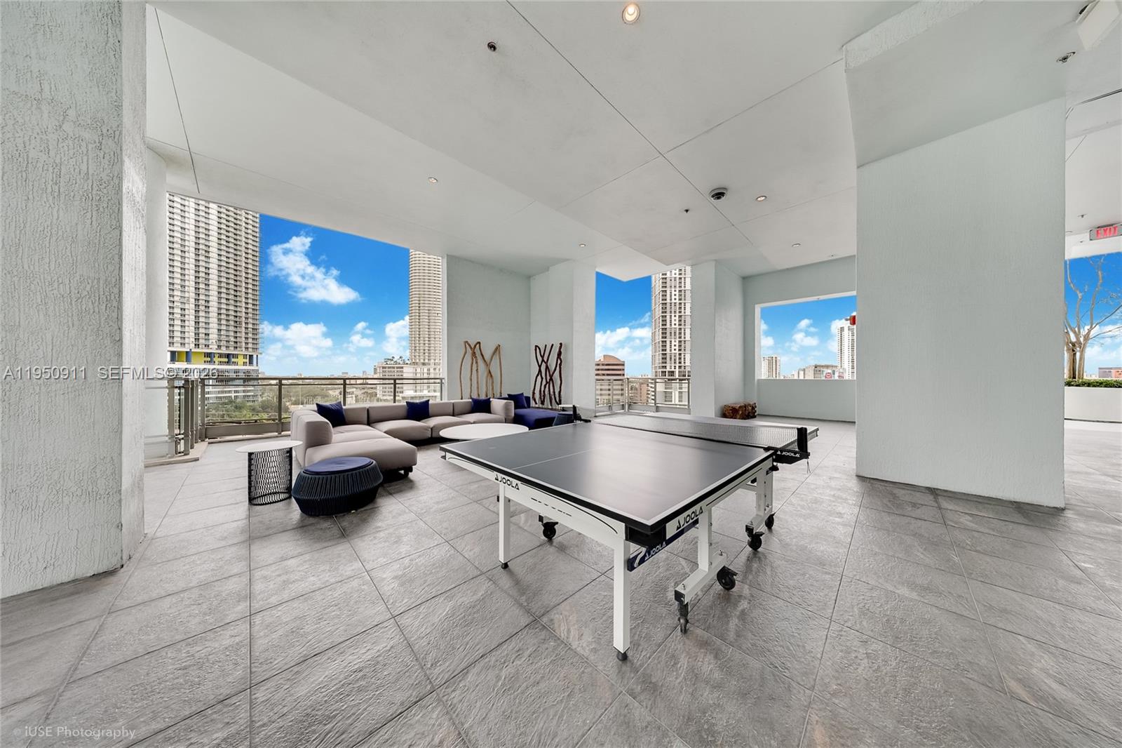 90 SW 3rd St #3109 Miami, FL 33130
