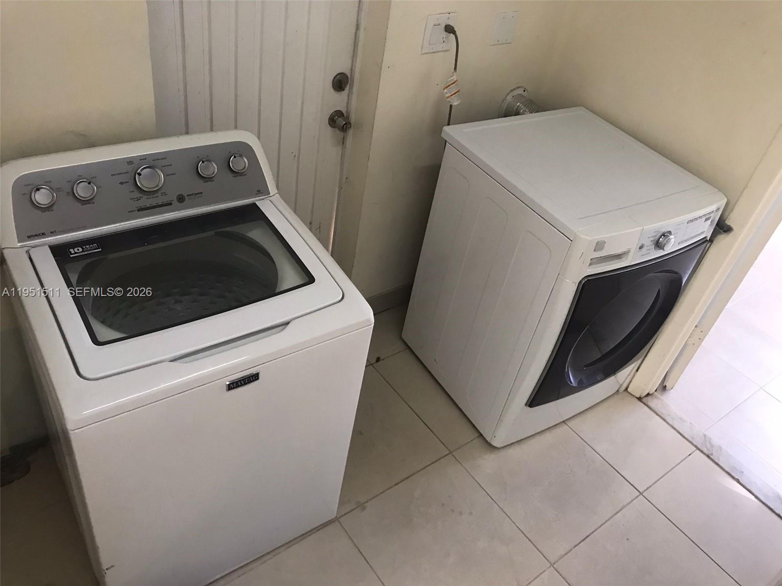 2038 Alton Rd Miami Beach, FL 33140