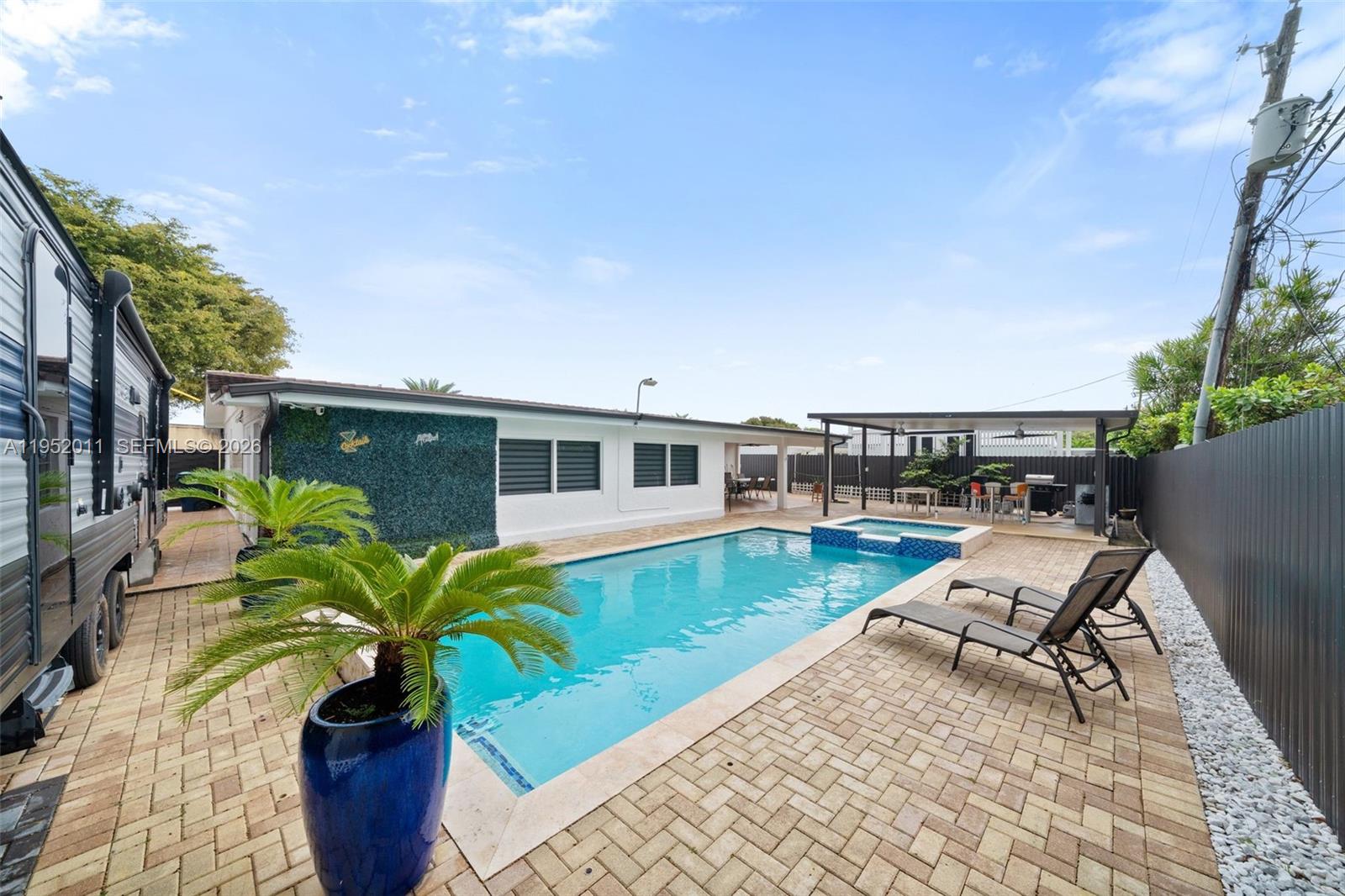 1310 SW 78th Ave Miami, FL 33144